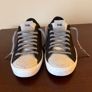 P448 Animal print black and silver sneakers size 7